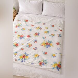 Floral flat sheet with Red, Yellow, and Blue Accents 60’s 70’s